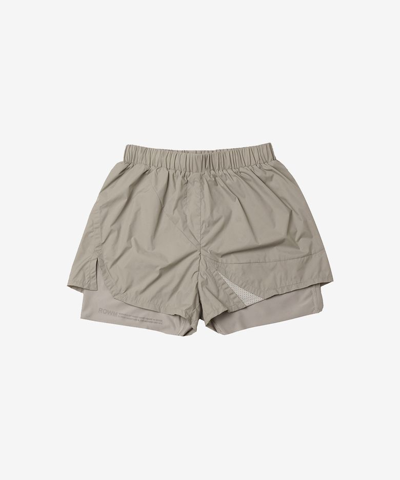 ASYMMETRY SLIT SHORTS (BEIGE)