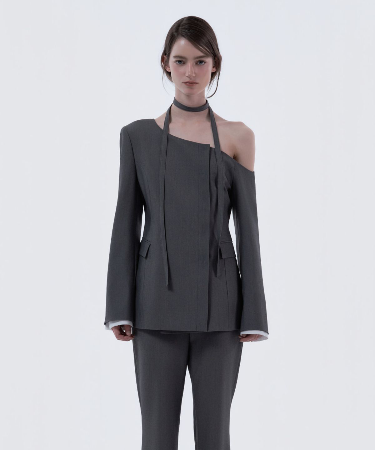 마우솔레움(MAU SOLEUM) Emma String Off Shoulder Contrast Sleeve Layered Jacket - Grey