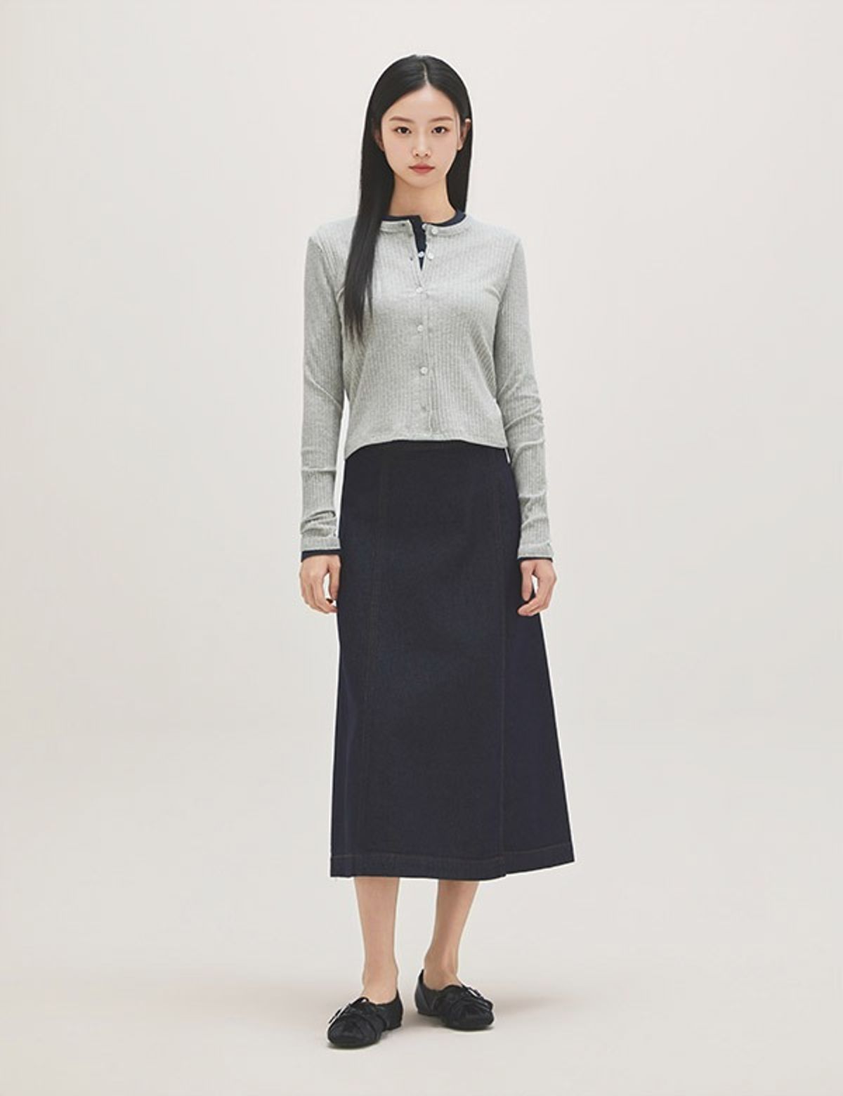 로엠(ROEM) 데님 랩 스커트_RMWJG23GT1