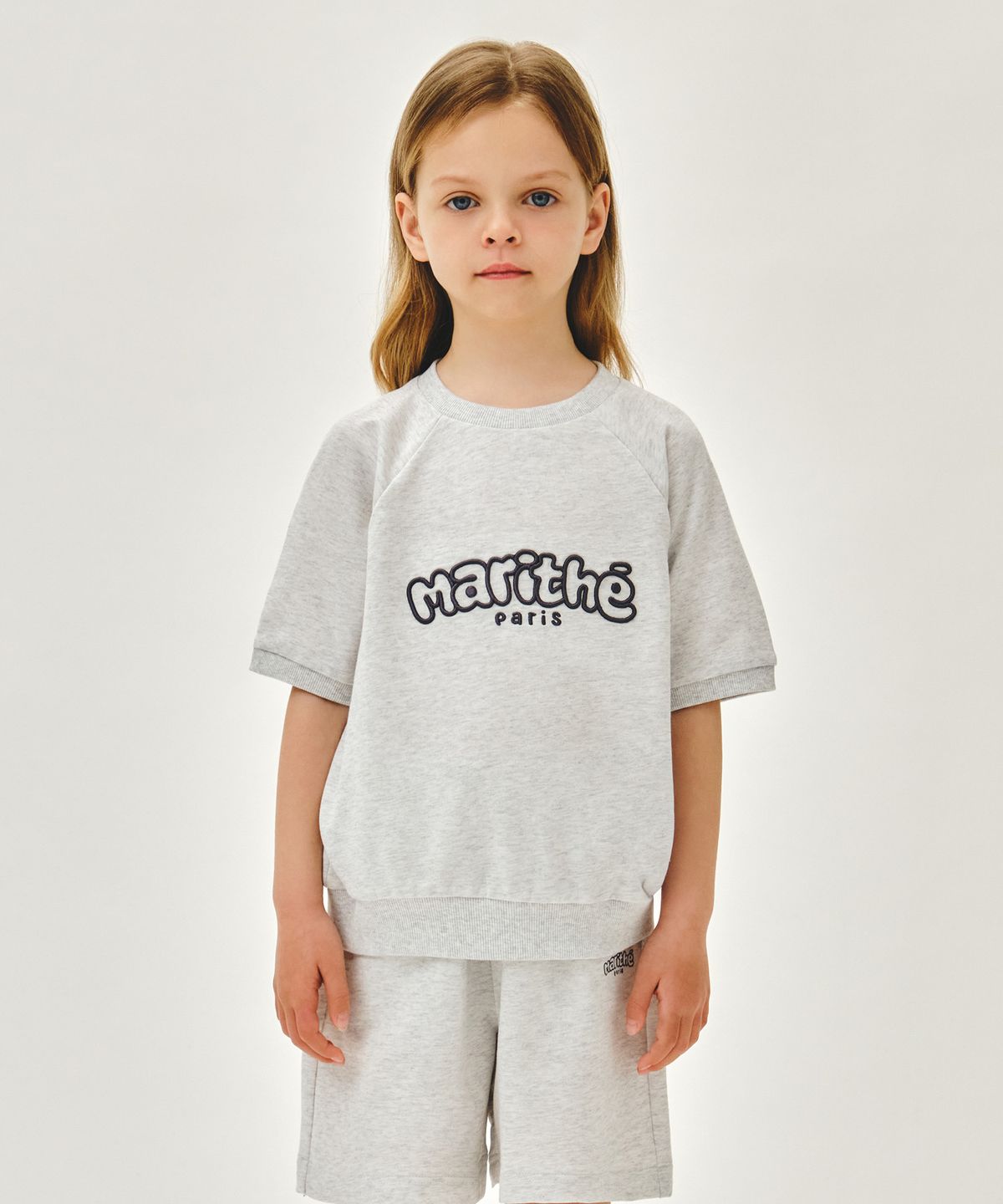 마리떼 키즈(MARITHÉ KIDS) KIDS RAGLAN SHORT SLEEVE SWEATSHIRT light heather gray