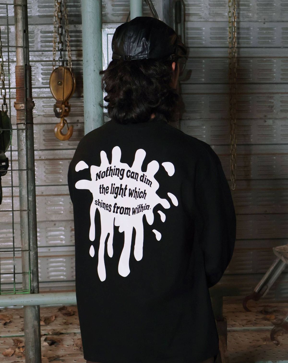 언트레멀드(UNTRAMMELED) DRIP PAINT LONG SLEEVE - BLACK