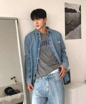 캘빈클라인 헤리티지 자수로고 그래픽 반팔 티셔츠 4RF820G P7E