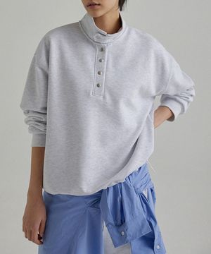 버니 하프넥 스냅 맨투맨