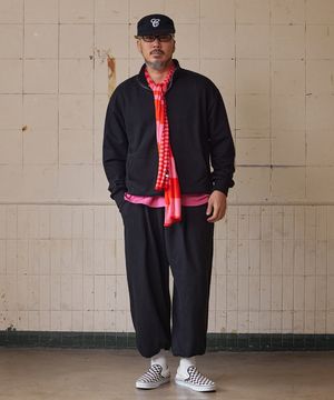 소프트 골지 반집업 셋업 블랙