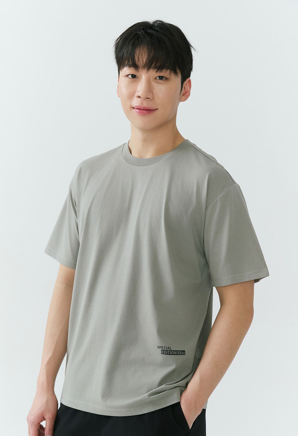 잠뱅이(JAMBANGEE) [26SS] 남성) 소로나 그래픽 세미오버핏 반팔 티셔츠 AQ2WTS401-LK