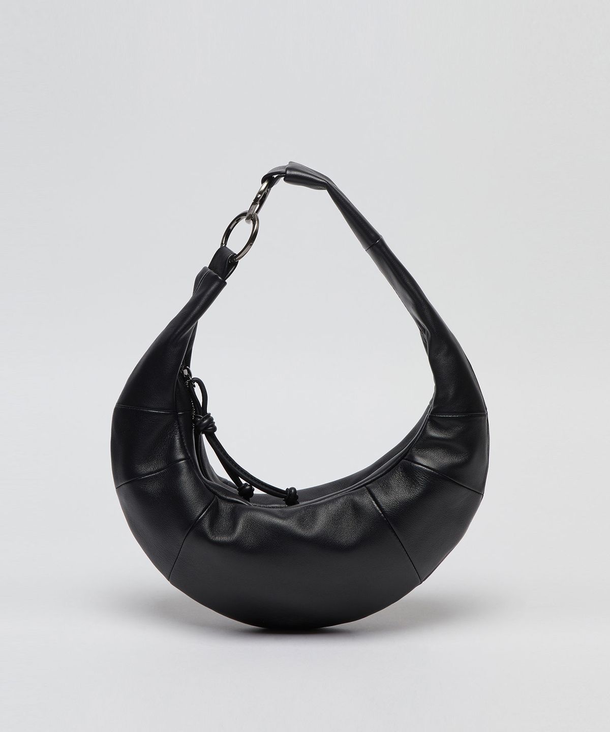 아카이브앱크(ARCHIVEPKE) Small fling hobo bag(Deep sleep)_OVBAX26055BLK