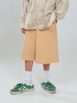 BASIC BERMUDA SHORTS BEIGE