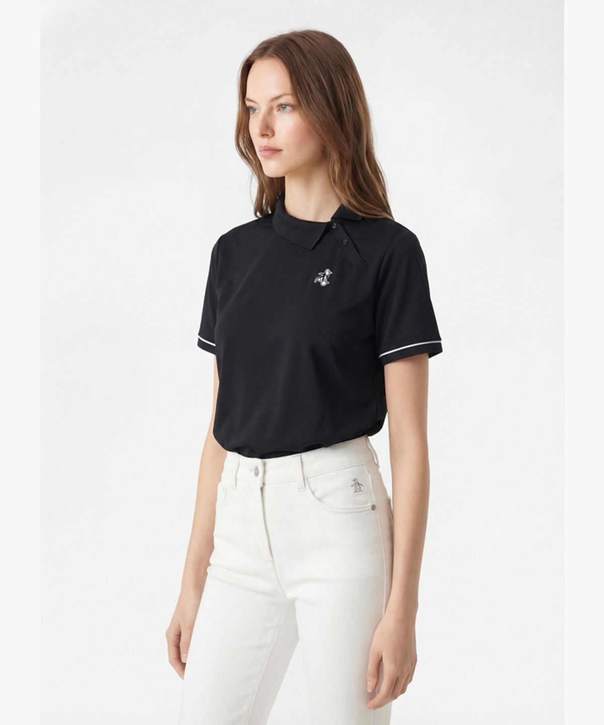 먼싱웨어(MUNSINGWEAR) 여성 볼링 펭귄 카라 변형 티셔츠 블랙 MR122LTS34