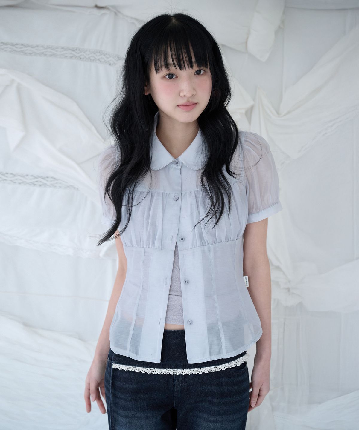 미레코(MIRECO) SHIRRING SHEER BLOUSE MISTY BLUE