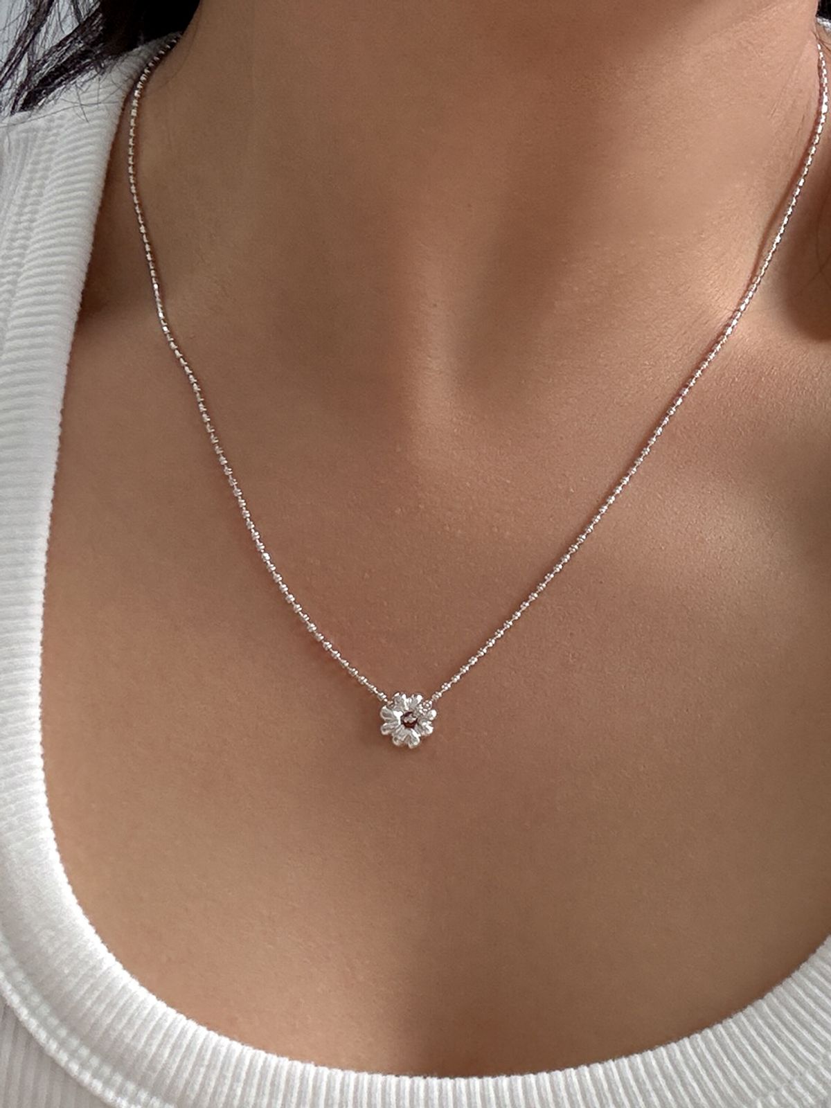 멜리브(MELLIV) clover loop necklace_mvn66