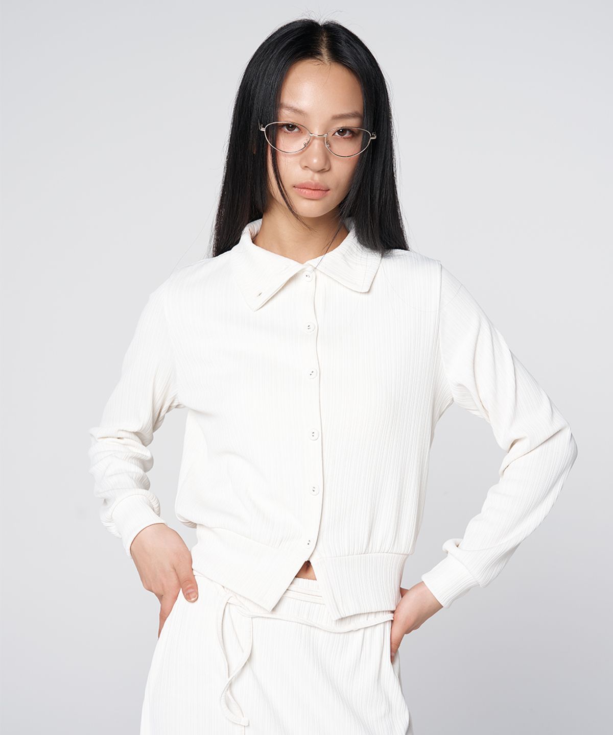 320쇼룸(320SHOWROOM) Covered Button Short Cardigan Ivory