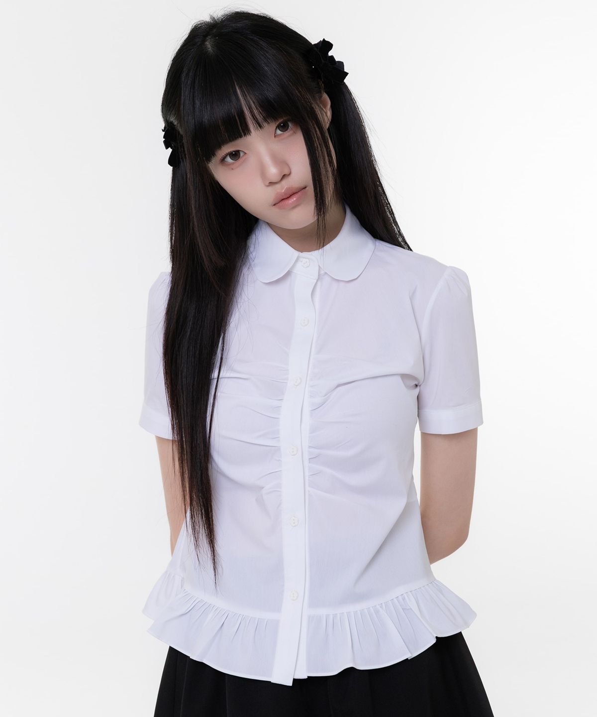 나이엔(NAAIEEN) 프릴 라운드 카라 반팔 셔츠