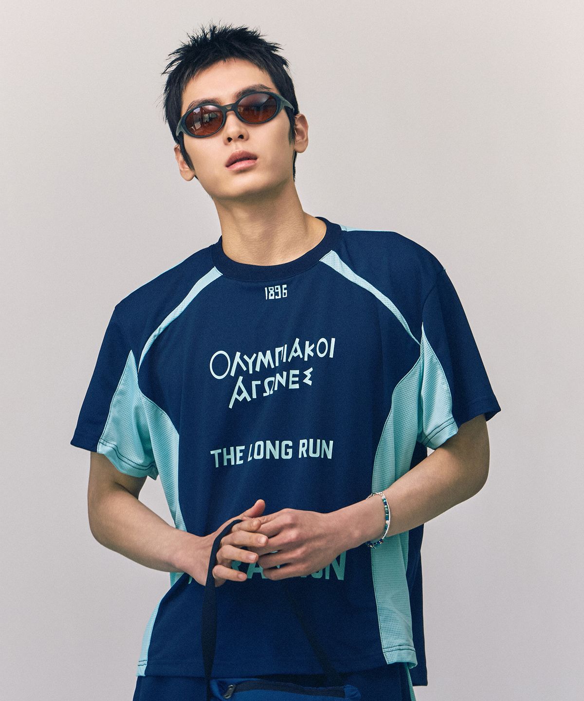 홍우성(HONGWOOSUNG) Origin 1896 Run Tee_Navy