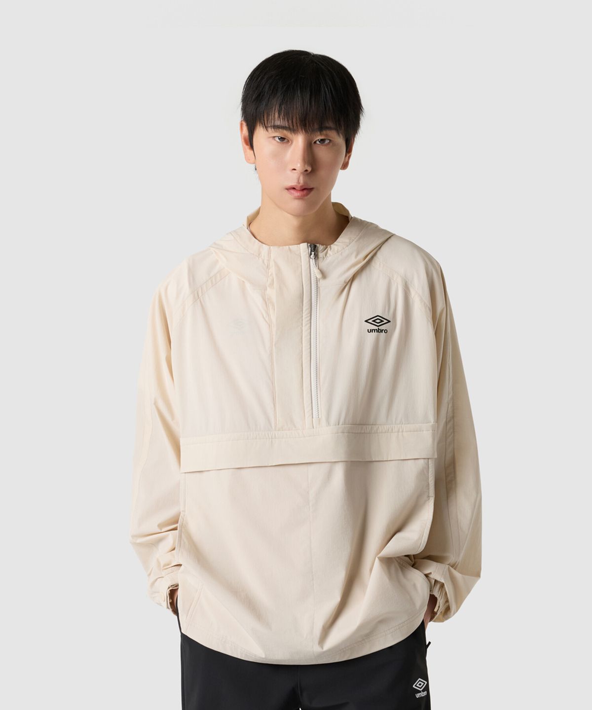 엄브로(UMBRO) 하이텐션 이지 후드아노락 베이지 UR221CWT45