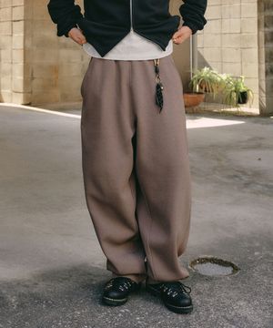 커브드 라인 오버 스웨트 팬츠 [빈티지 브라운]