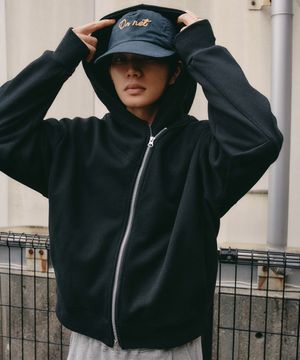 사선 투웨이 크롭 후드 집업 [블랙]