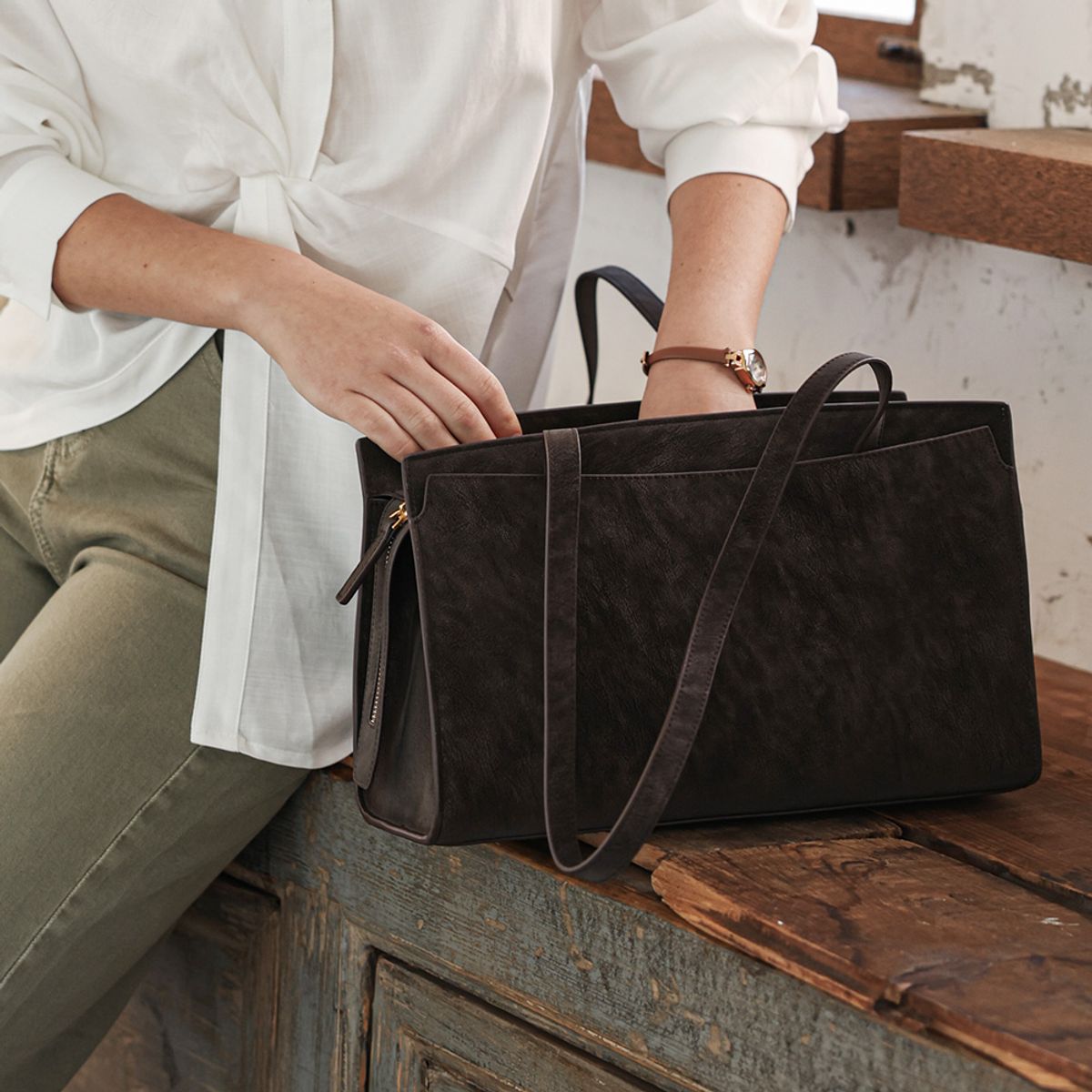프라우드 마리(PROUD MARY) PM_Modern utility suede bag_2color