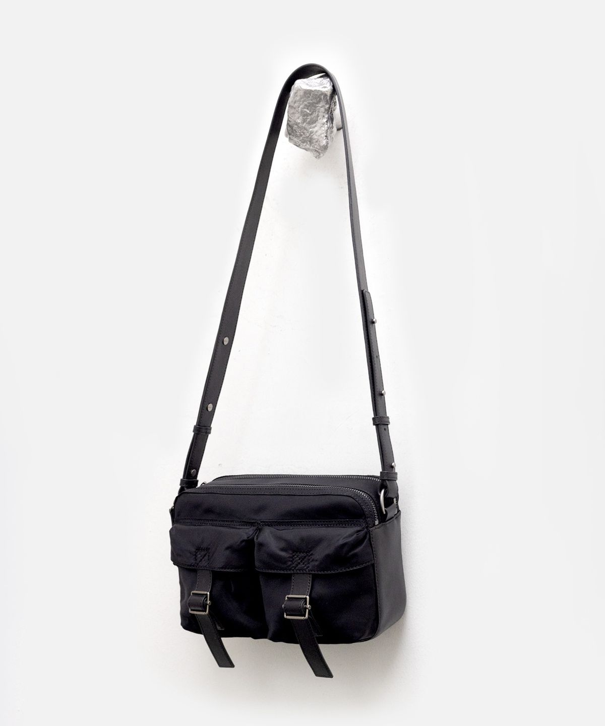 유스(YOUTH) Camera Bag - Black