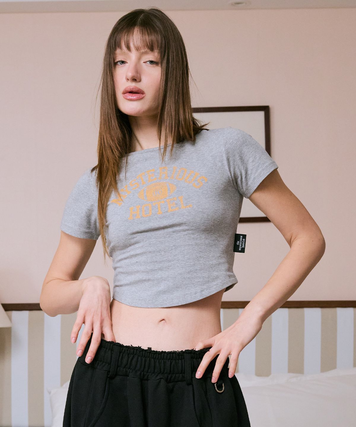 미스테리어스호텔(THE MYSTERIOUS HOTEL) RUGBY U LINE T-SHIRT [GREY]
