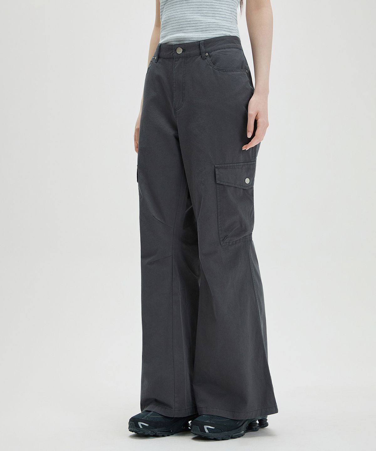 미쏘(MIXXO) 코튼 부츠컷 카고 팬츠_MIWTCG416C