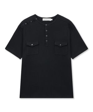 SHORT-SLEEVED WAFFLE HENLEY T-SHIRT (BLACK)