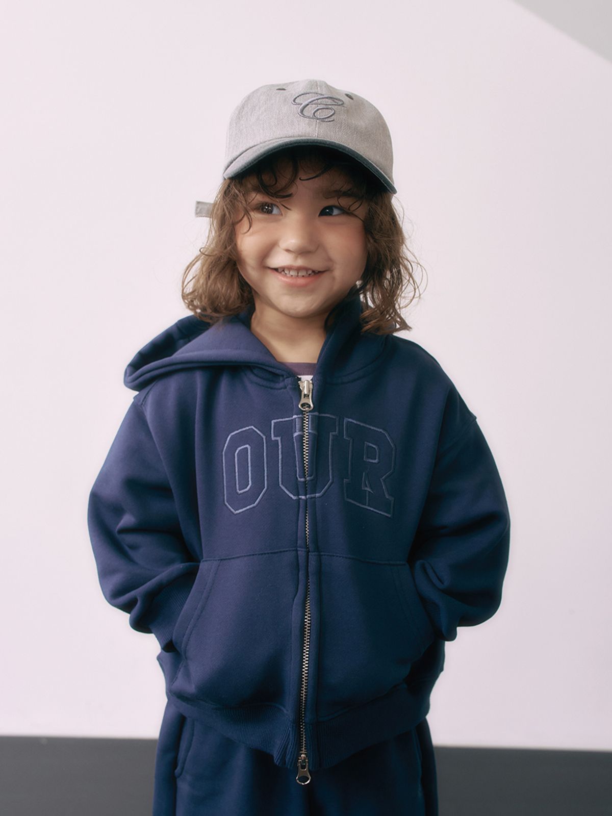 아워컬러(OURCOLOR) classic Hooded zip-up _ navy