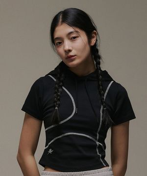 아치드 브릿지 후드 숏슬리브 블랙