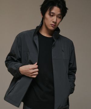 유틸리티 슬랜티드 집업 다크그레이