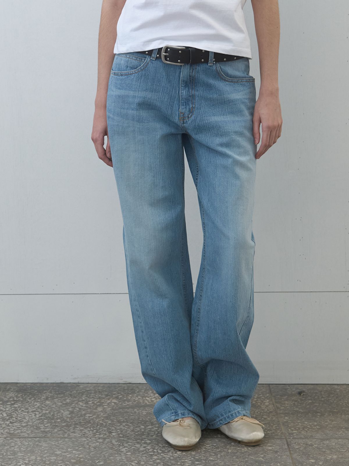 기준(KIJUN) Washed Relaxed Fit Jeans Blue