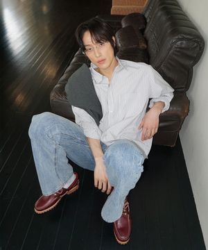 [넥타이 SET]  어반 라이트 스트라이프 셔츠_White