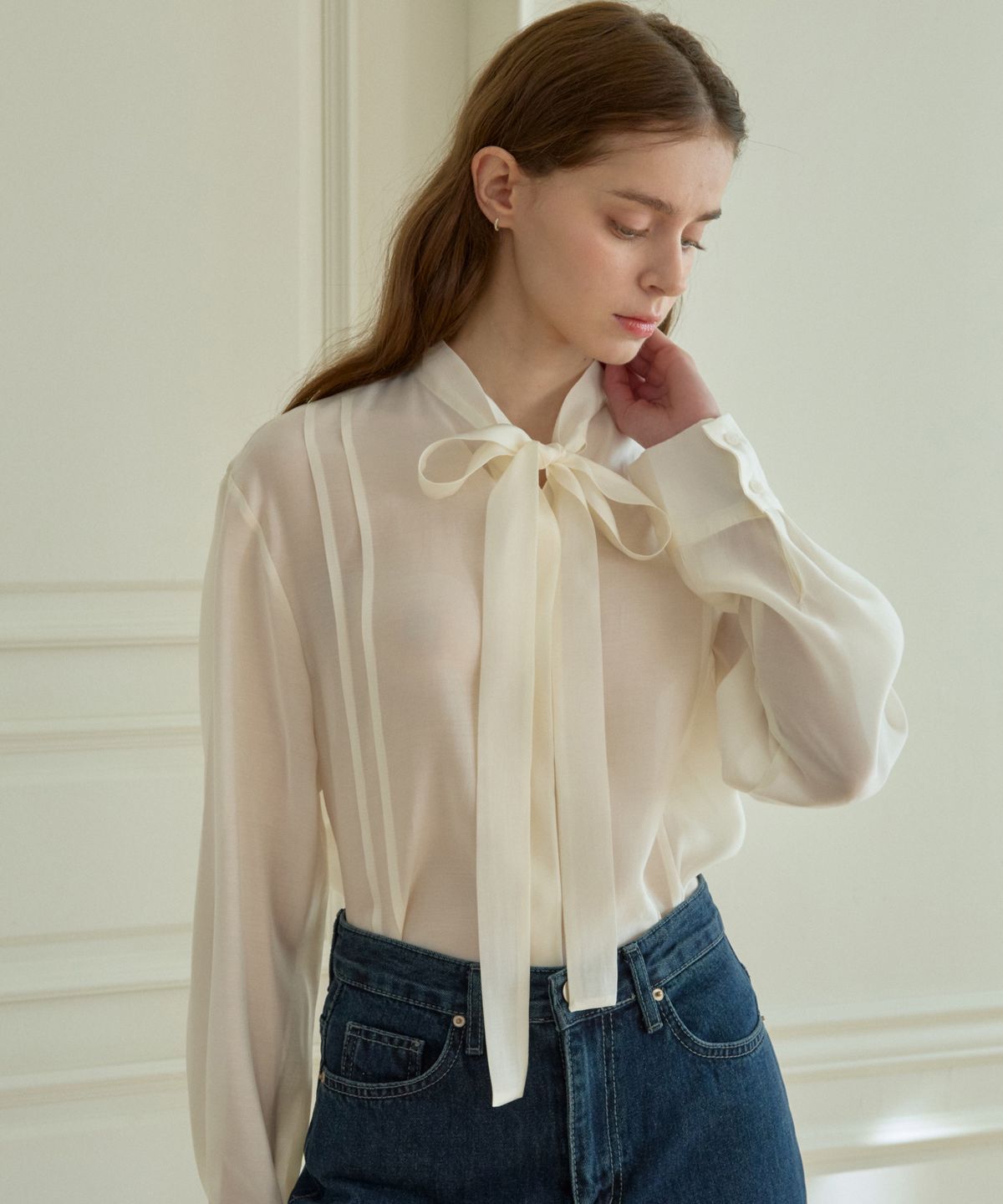 힐리오트(HEALIOTE) RIBBON TIE BLOUSE_CREAM