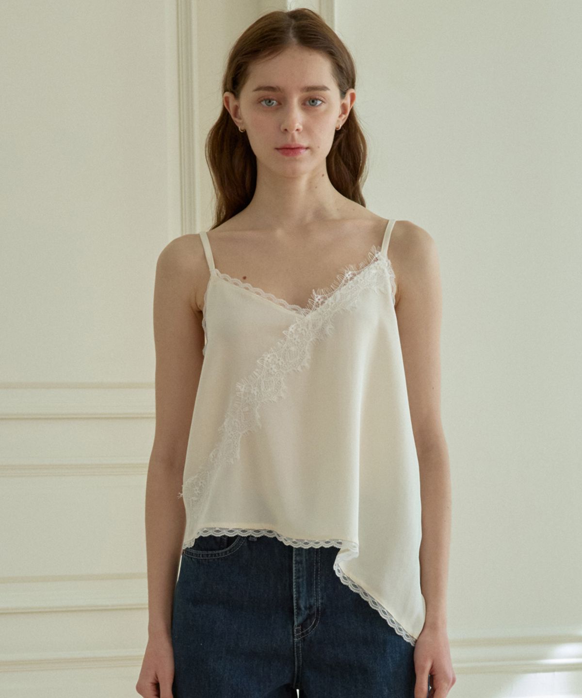 힐리오트(HEALIOTE) OBLIQUE LACE TOP_CREAM