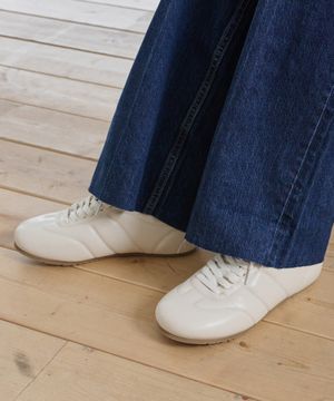 라이트 퍼프 스니커즈 68109