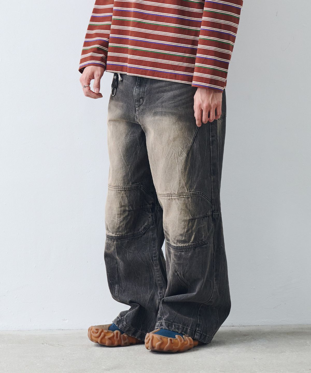 논타입(NONTYPE) GRADATION BIKER DENIM (BROWN)