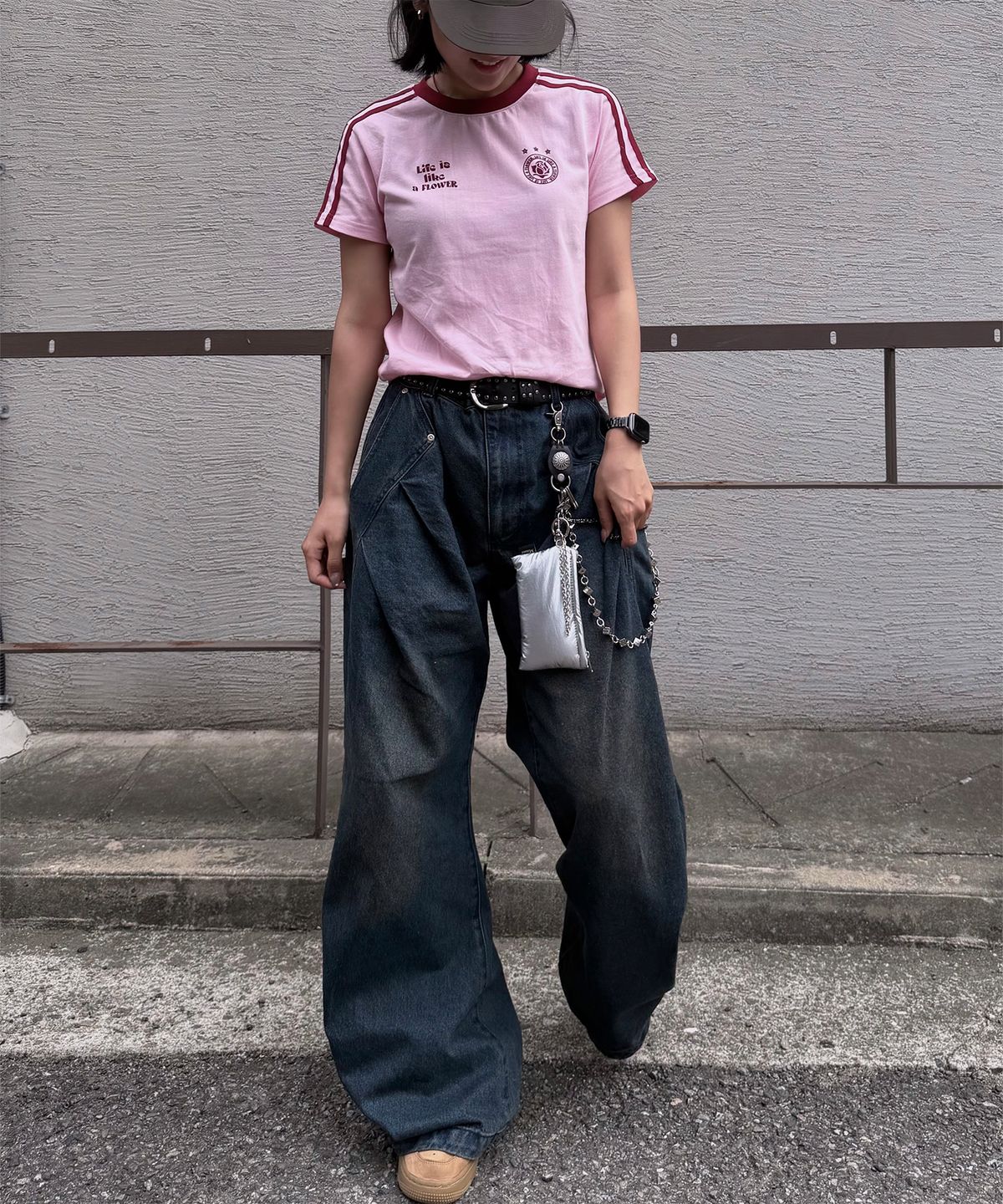 논타입(NONTYPE) CURVED DIAGONAL TUCK DENIM (INDIGO)