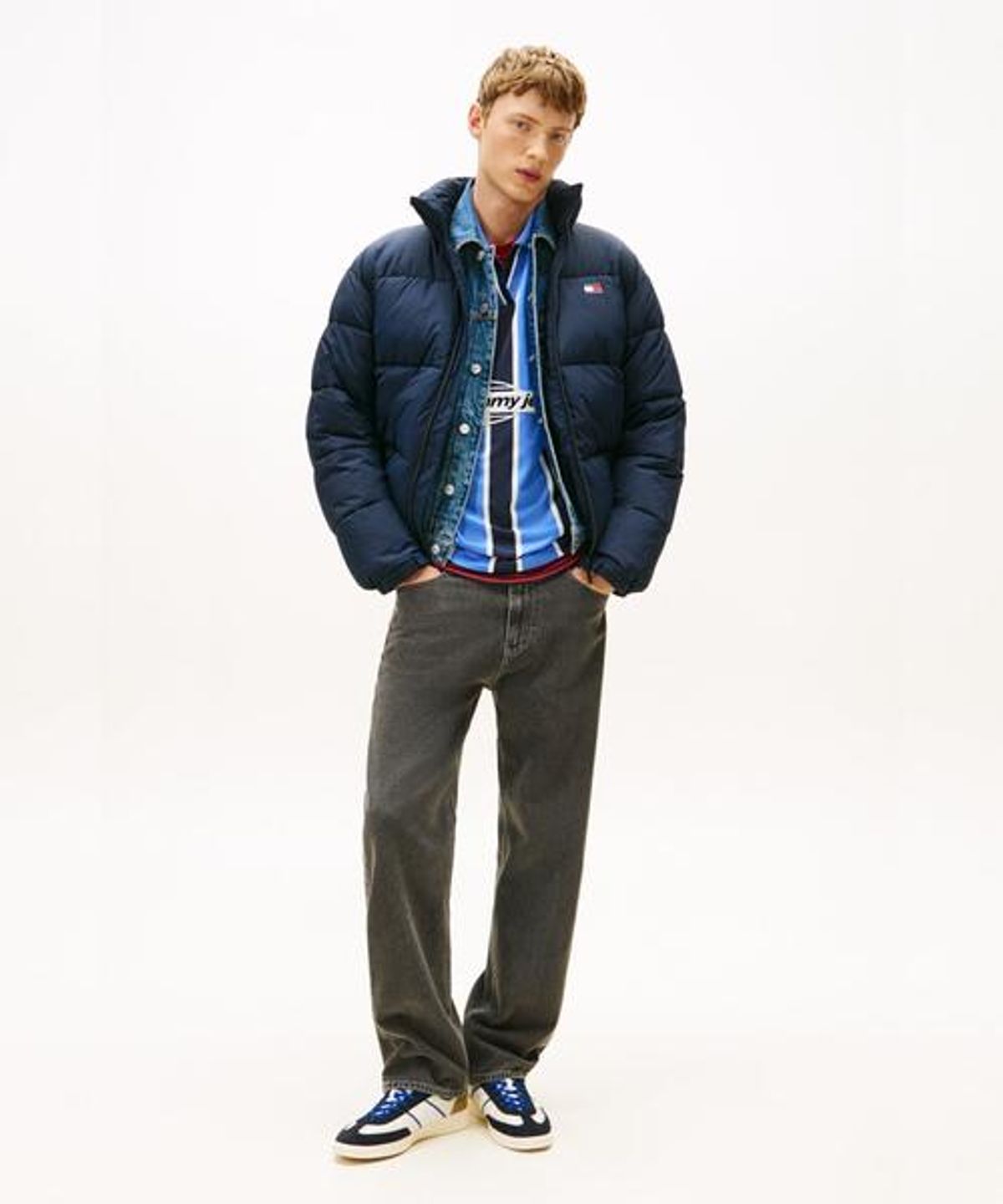 타미진스(TOMMY JEANS) 오티스 레귤러 스트레이트 데님 팬츠 (T32G0NEA14TMT11DA)