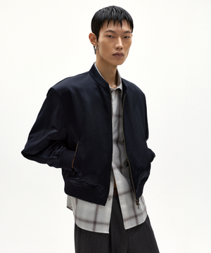 레이즈 새틴 나일론 블루종 자켓 다크 네이비