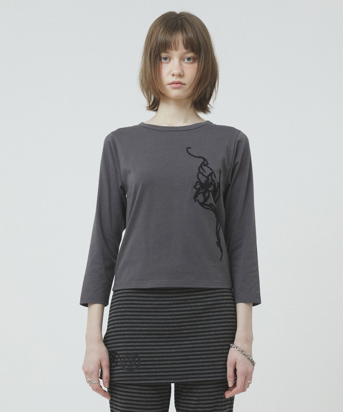 리트리버클럽(RETRIEVER CLUB) FLOWER CUT SLEEVE [CHARCOAL GRAY]