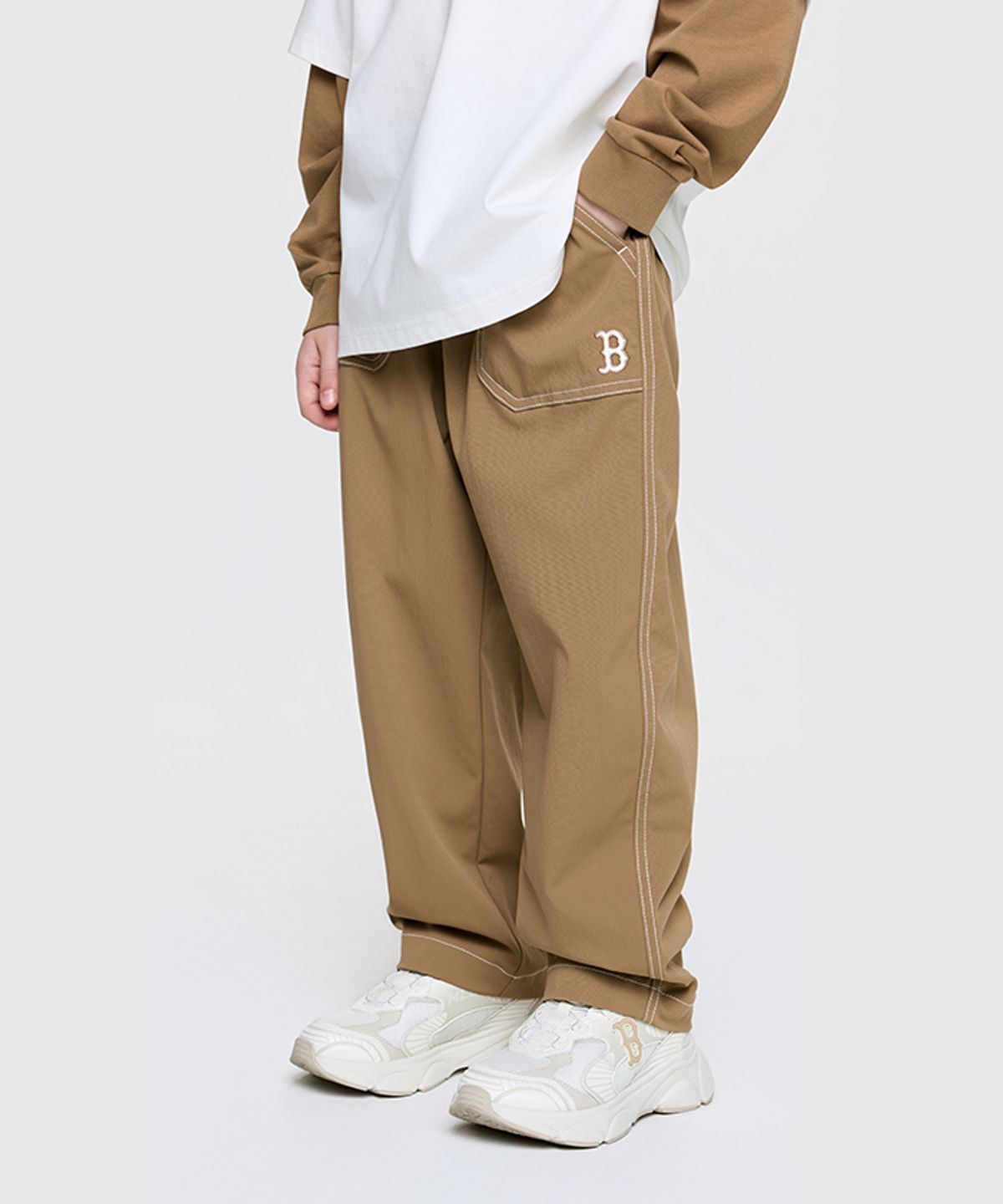 엠엘비 키즈(MLB KIDS) 아웃도어 벌룬 스티치 우븐팬츠 BOS (D.Beige)