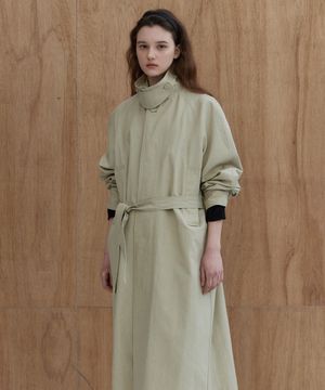 엔케이스 볼륨 트렌치 코트_Pale Beige