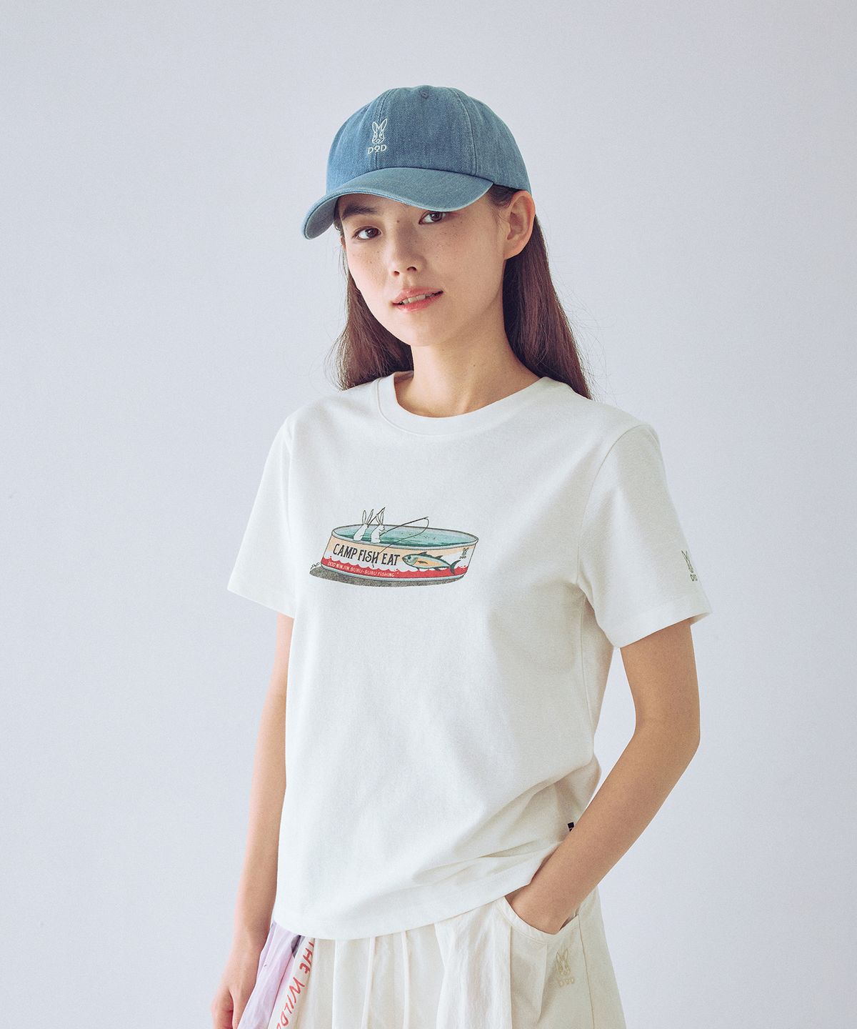 디오디(DOD) 여성) 사카나 레터링 반팔 티셔츠 (OFF WHITE 2)