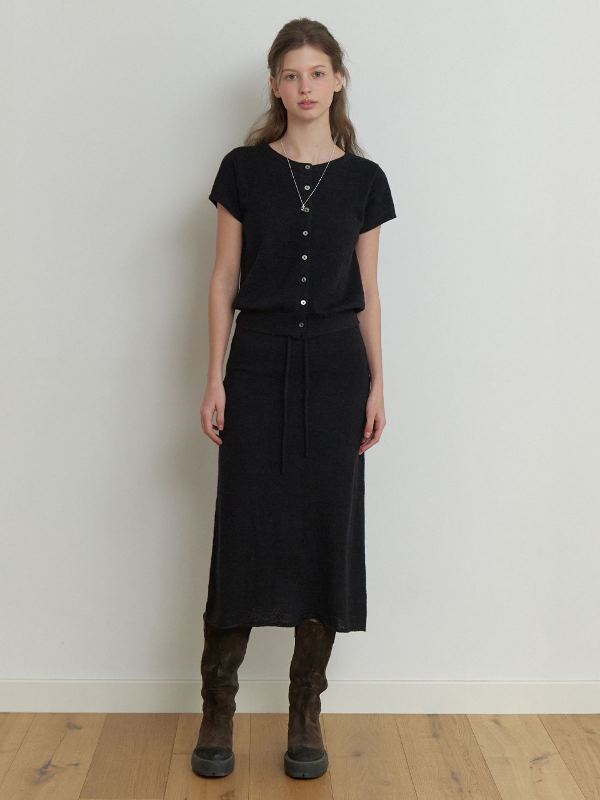리엘(RE L) Two-piece knit skirt (black)