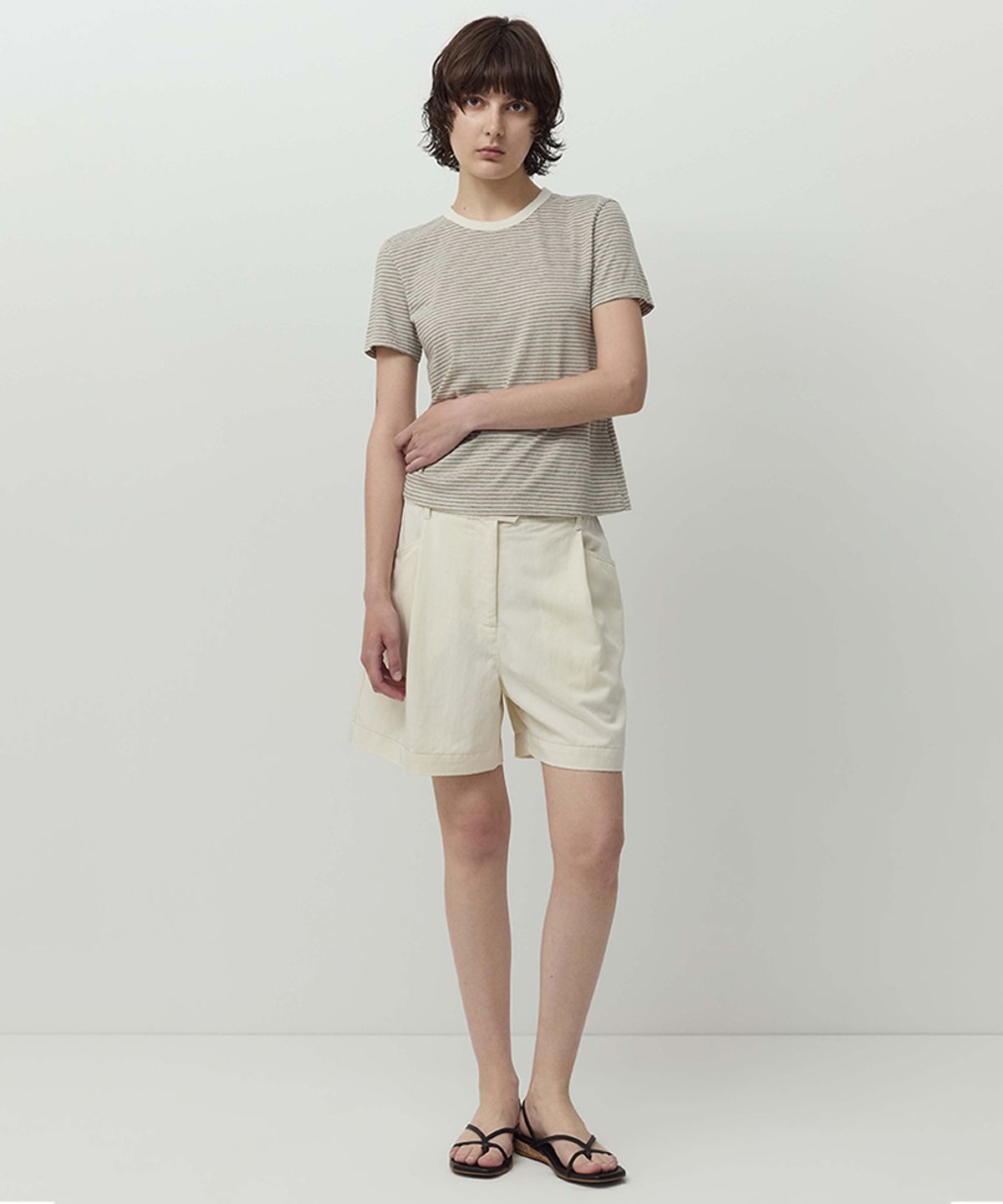 러프사이드 화이트라벨(ROUGH SIDE WHITE LABEL) Mingle Stripe T-shirt Sage