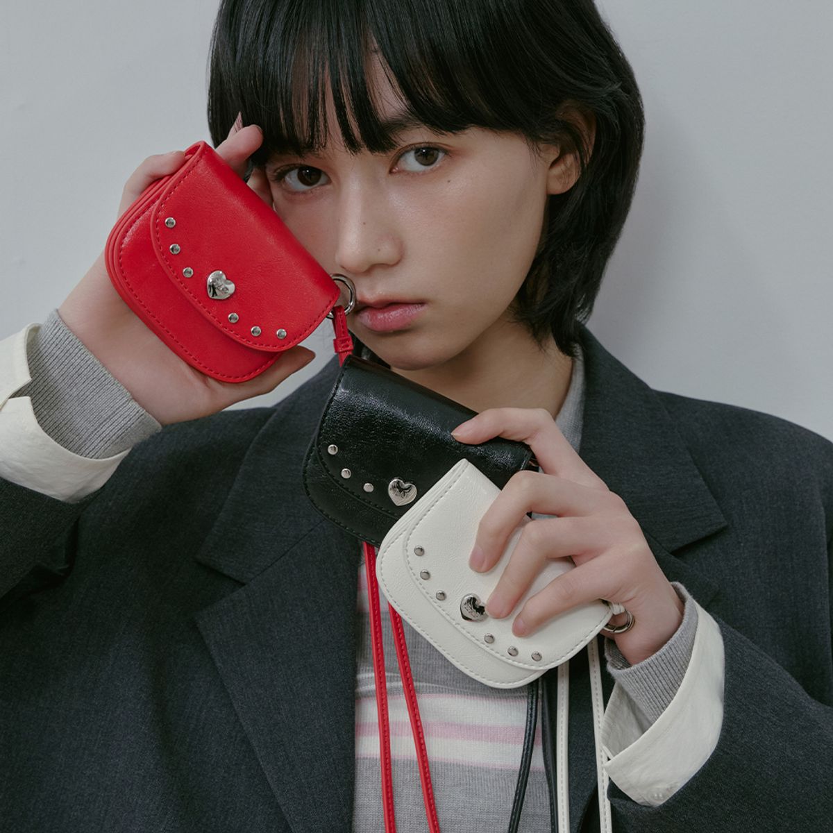 랩(LAP) HEART LEATHER CROSS BAG AS7AB243
