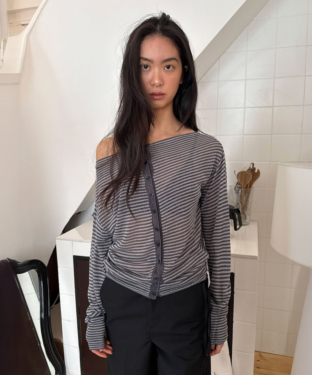 다이애그널(DIAGONAL) SOFT OFF SHOULDER CARDIGAN (stripe blue)