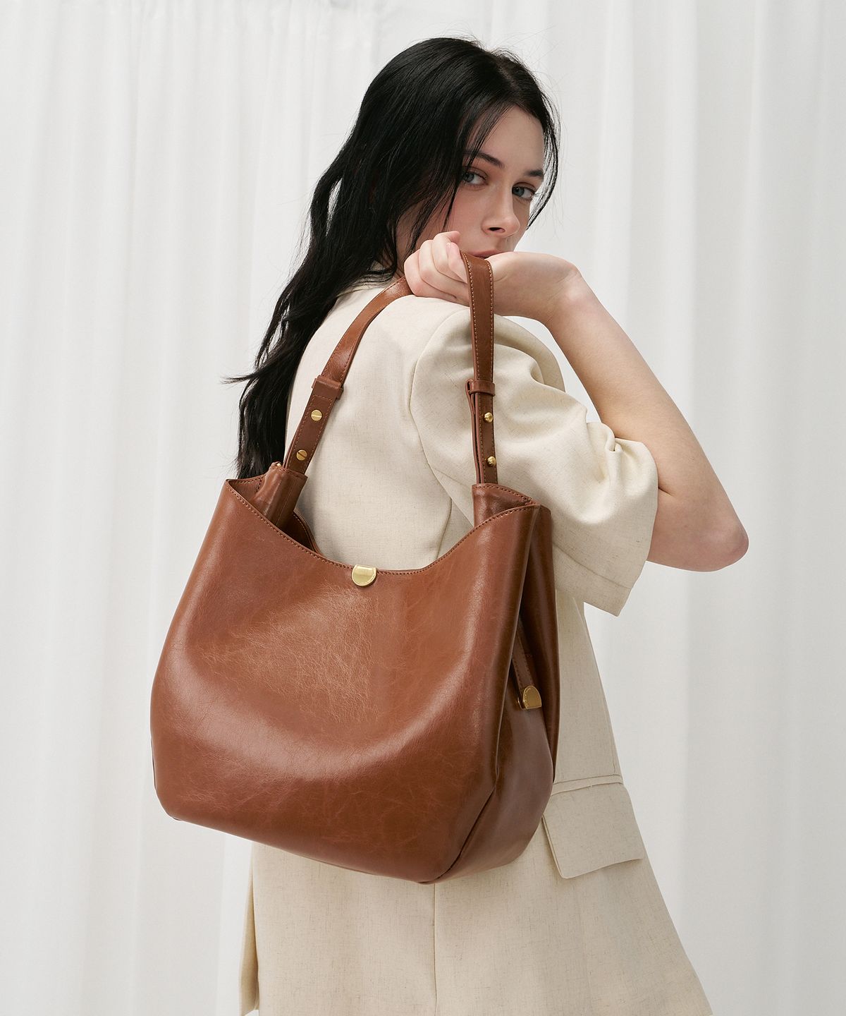 사만사타바사(SAMANTHA THAVASA) 루나 호보백_15024HO (2color)