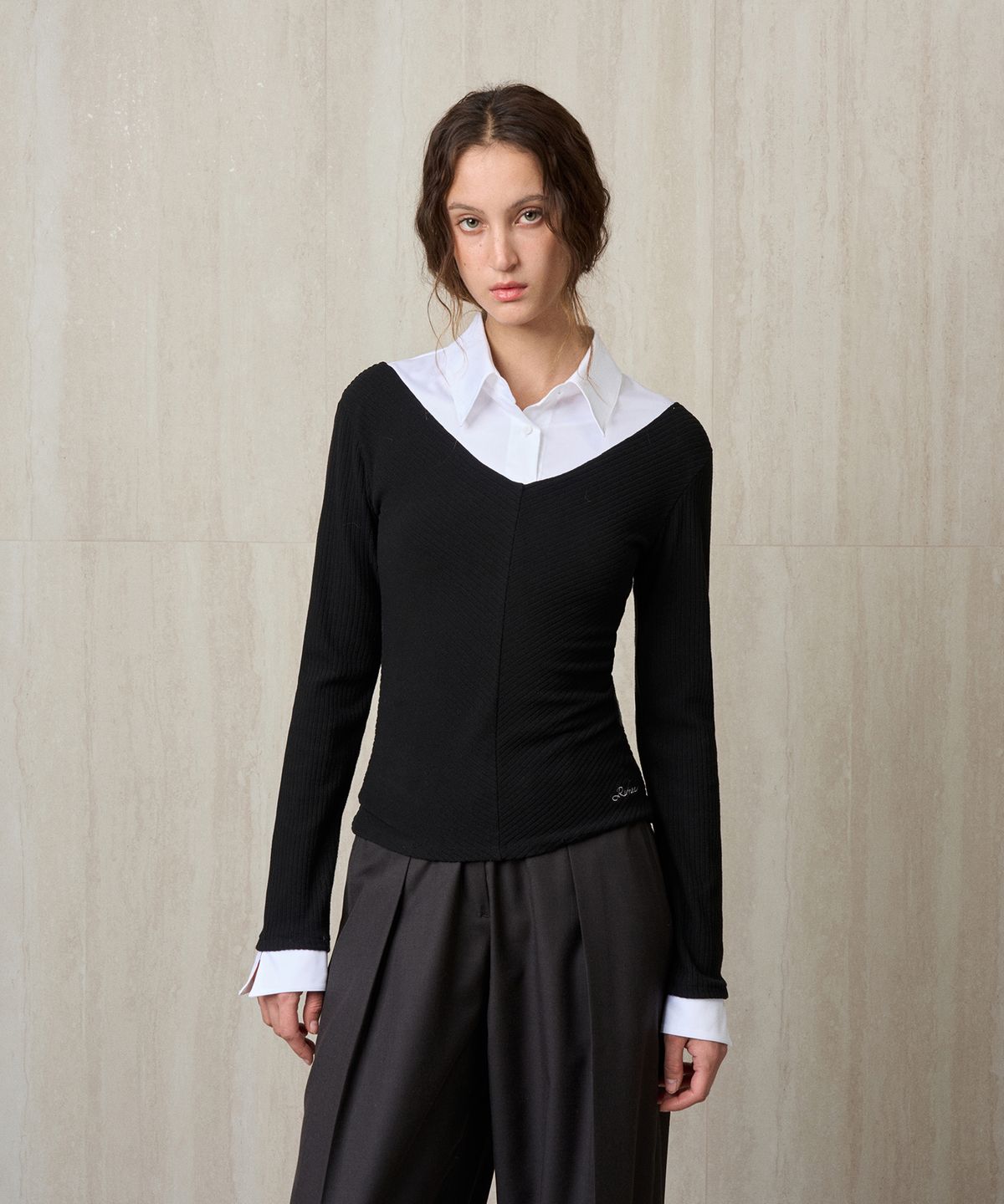 리이(RE RHEE) SHIRT COLLAR RIBBED KNIT TOP BLACK