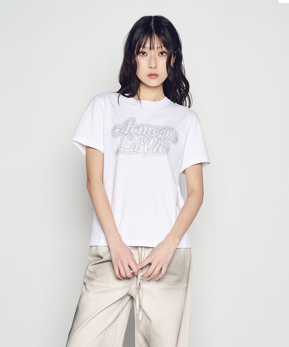 아크메드라비(ACME DE LA VIE) WOMAN CUBIC LAYER LOGO SHORT SLEEVE T-SHIRT (2 COLOR)