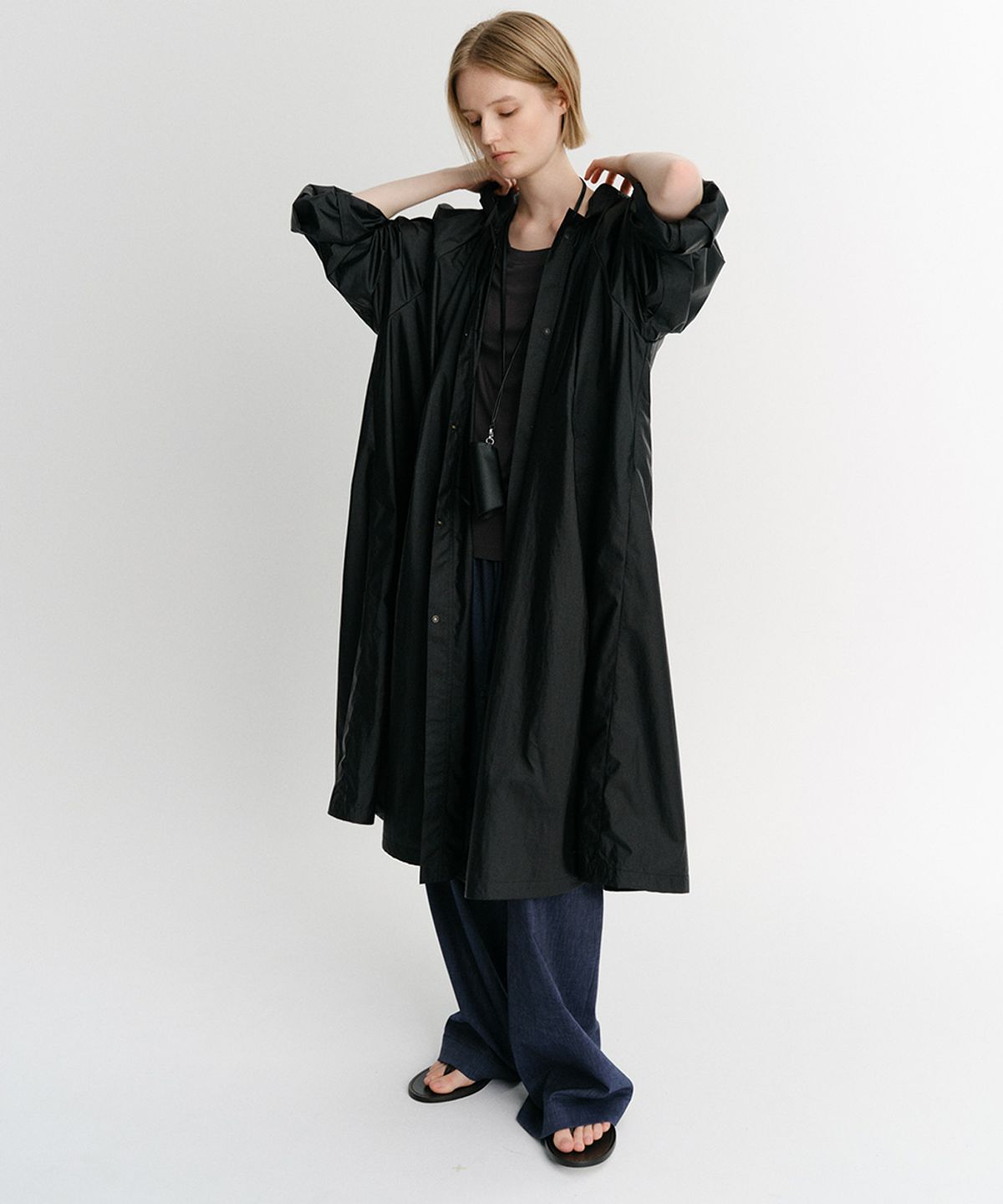 이아(EAAH) SLON SHIRRING MAXI JUMPER (BLACK)