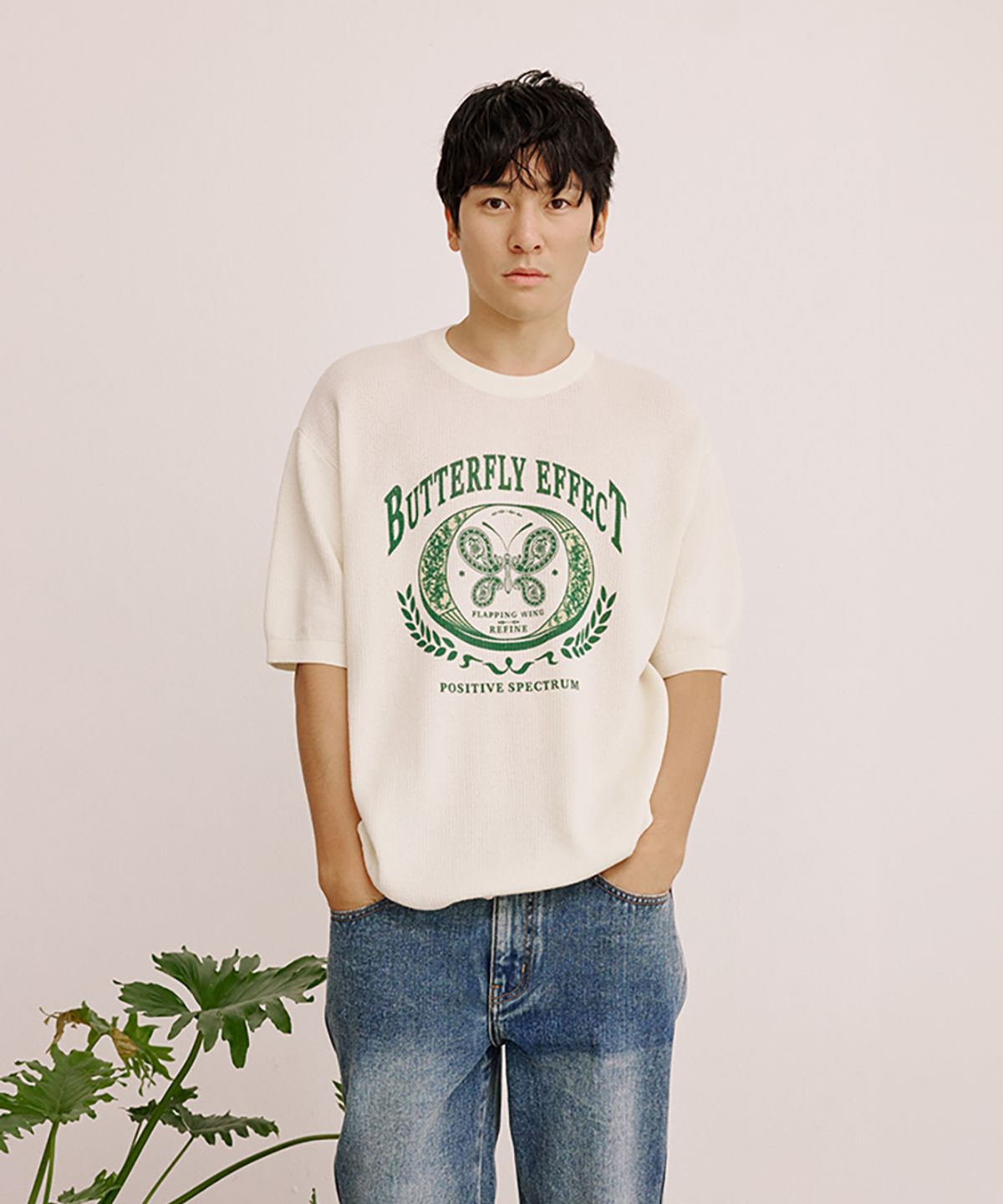 파렌하이트(FAHRENHEIT) 전판 버터플라이 아트웍 반팔 니트 (FKUCD8318)